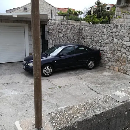 Vera * דוברובניק