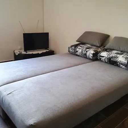 Apartment Vera *