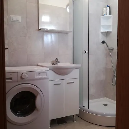 Vera * 杜布罗夫尼克